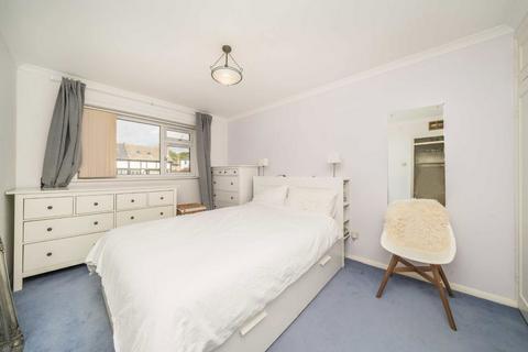undefined, Crescent Road, Kingston Upon Thames KT2