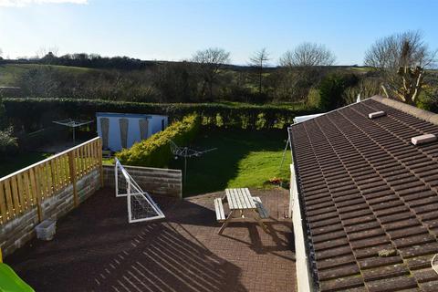 5 bedroom detached house for sale, Gowerton Road, Three Crosses, Swansea