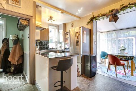 1 Keith Road, London, E17 5BX