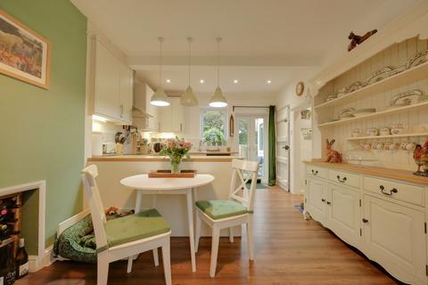3 bedroom semi-detached house for sale, St. Andrews Road, Burgess Hill, RH15