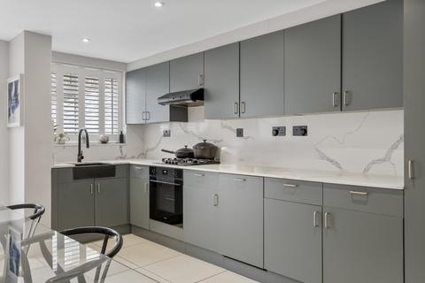5 bedroom terraced house for sale, Ingersoll Road, London, W12