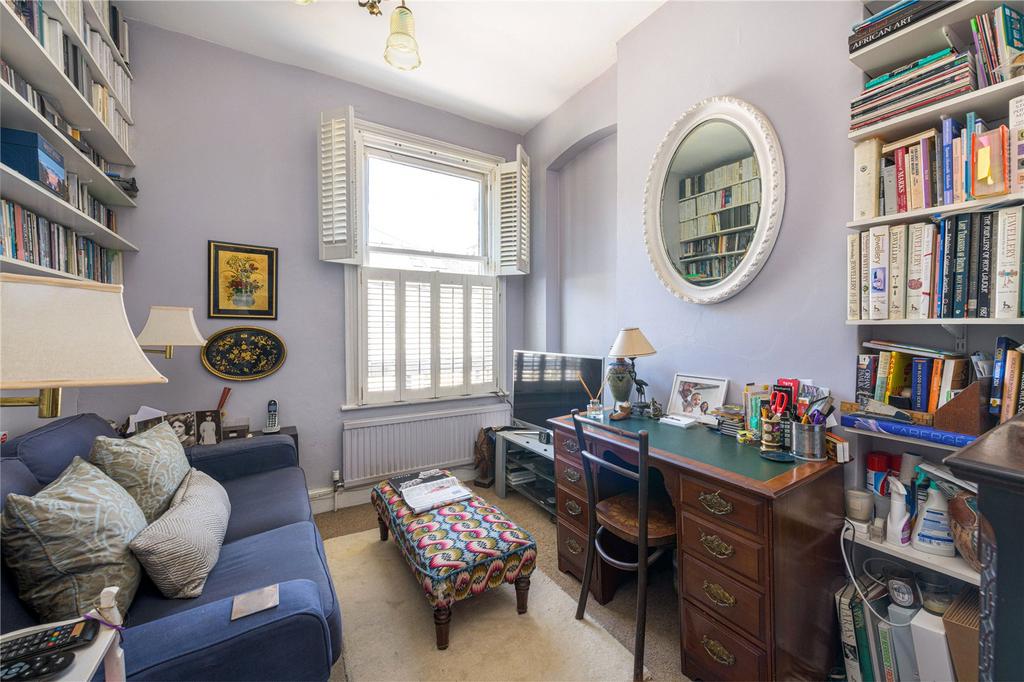 Bedroom/Study