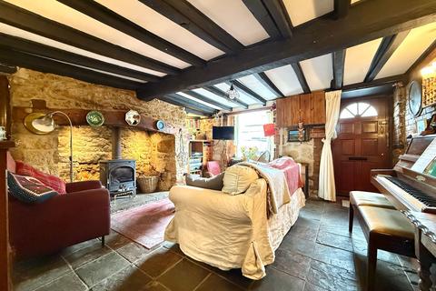 2 bedroom character property for sale, Bromsgrove, Faringdon, SN7