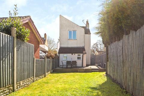 2 bedroom detached house for sale, South Street, Morton, DN21