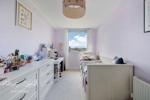 Restell Close, London