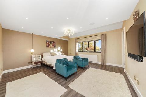 undefined, Dobree Avenue, London NW10