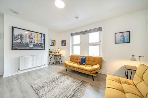 1 bedroom flat to rent, Portobello Road, London W11