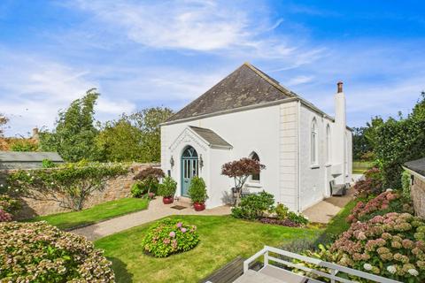 3 bedroom detached house for sale, St Saviour / Trinity Border