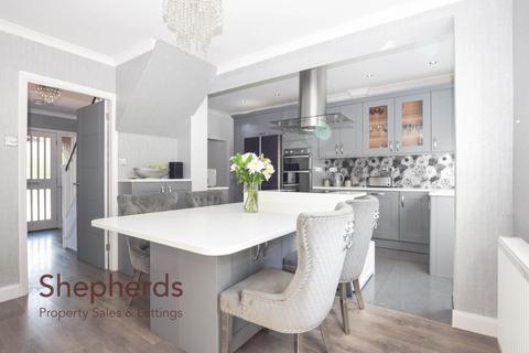undefined, Dark Lane, West Cheshunt EN7