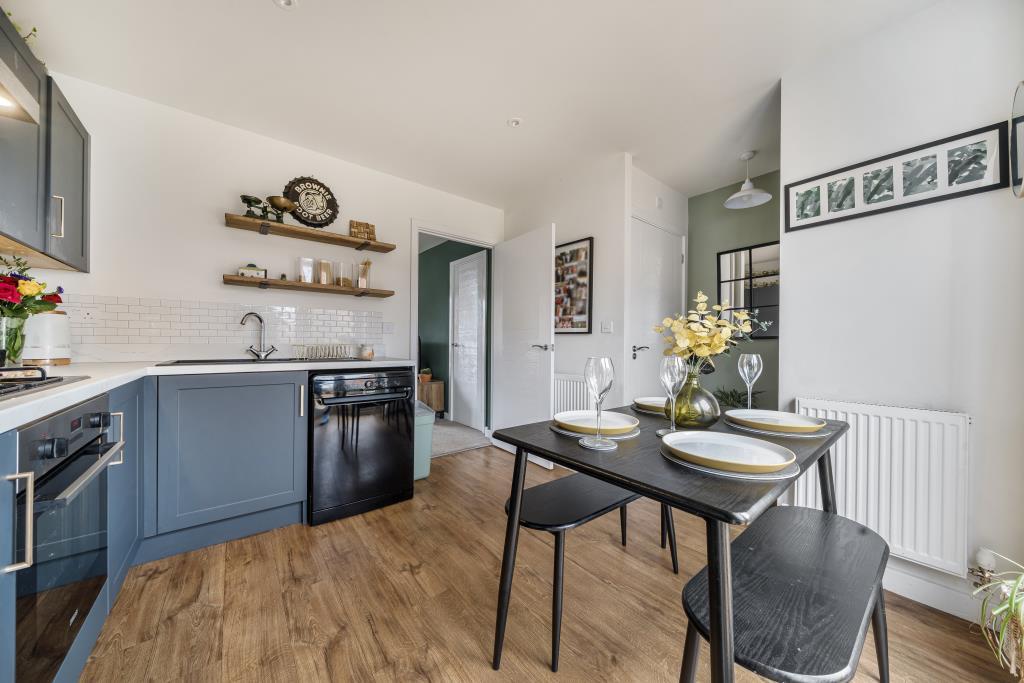 Kitchen/Dining Area