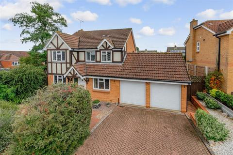 2 Fairacre Place, Hartley, Longfield, DA3 7DW