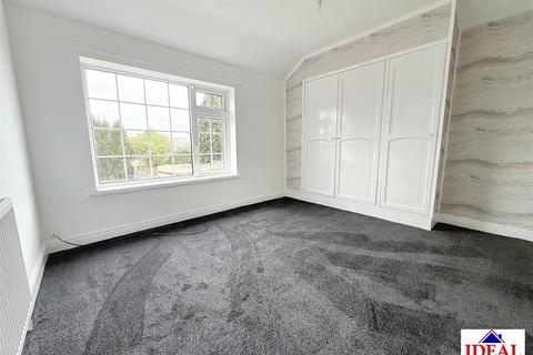 27 Cemetery Road, Woodlands, Doncaster, DN6 7RX