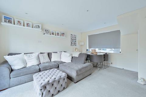 6 Harrier Close, Hemel Hempstead, HP3 0FW