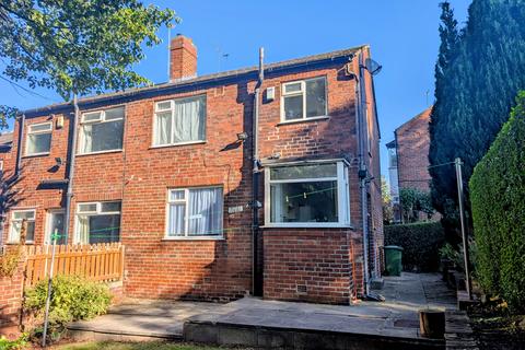 3 bedroom house to rent, Kelso Gardens, Woodhouse, Leeds
