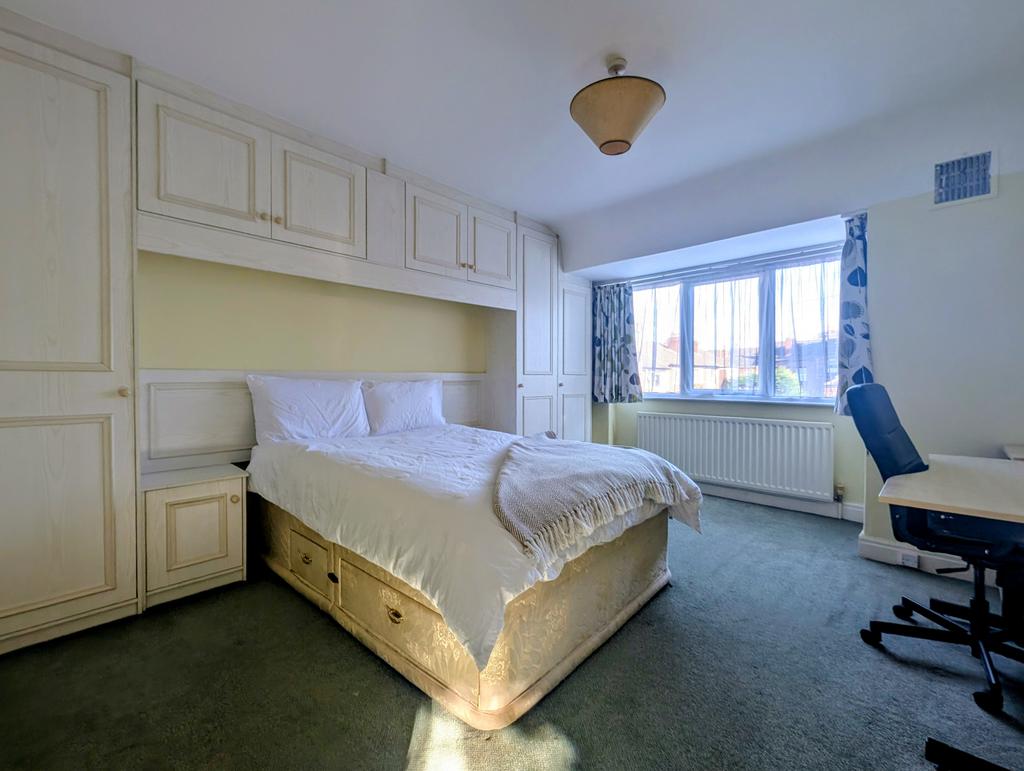 58 Kelso Gardens Bedroom 2