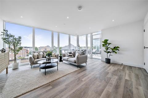 Tweedy Road, Bromley