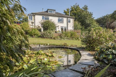 Lyme Rd, Axminster. Devon
