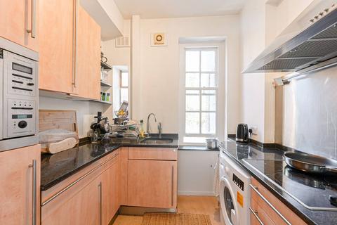 2 bedroom flat for sale, Turks Row, Sloane Square, London, SW3