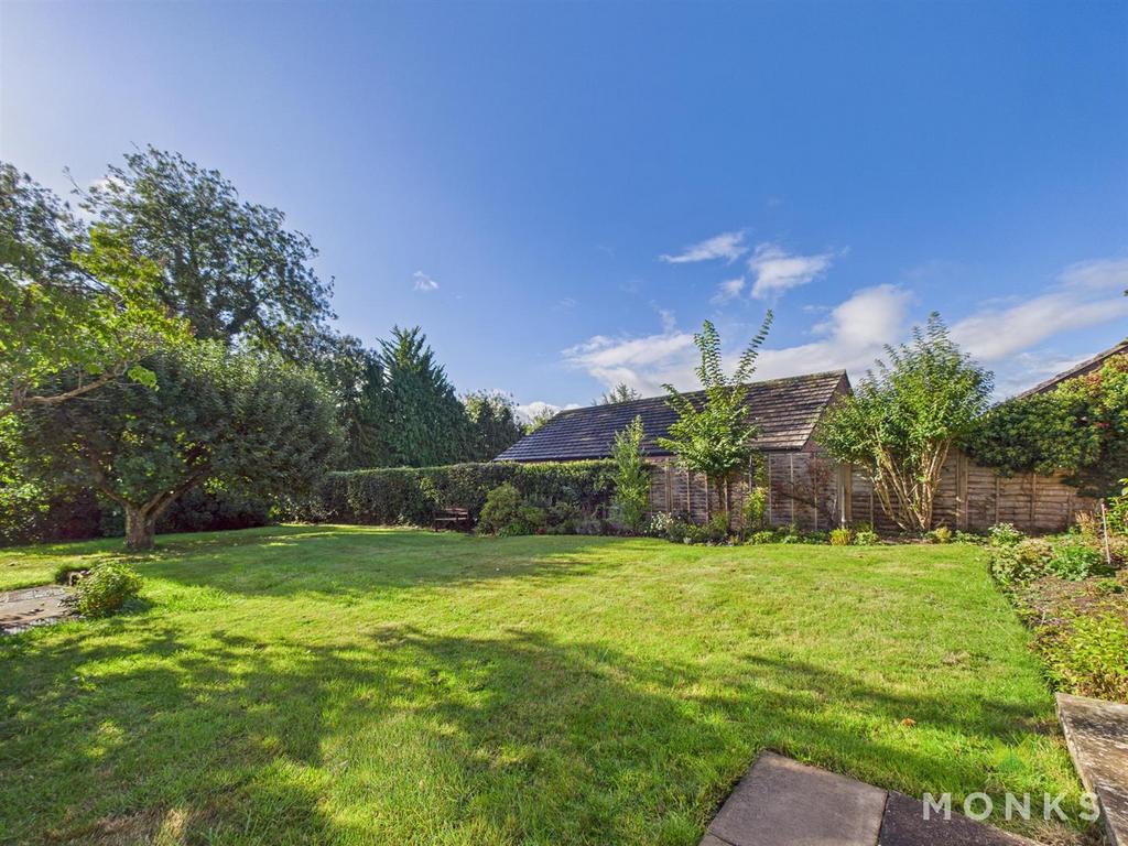 CAM01348 G0-PR0744-STILL007.jpg