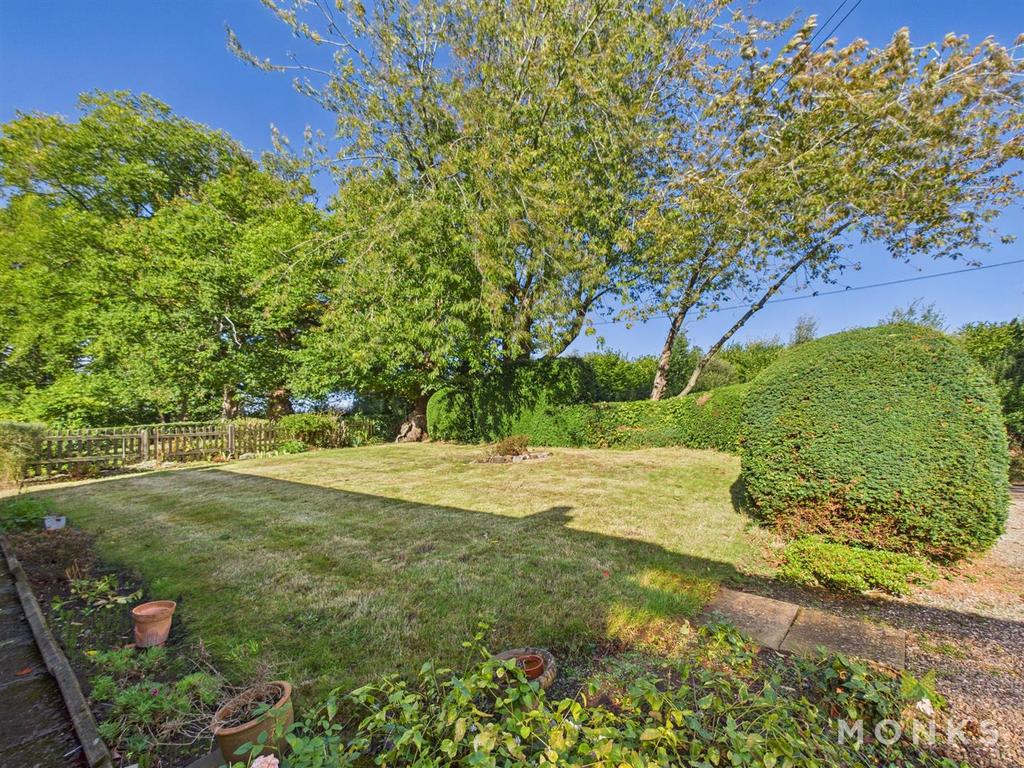 CAM01348 G0-PR0744-STILL026.jpg