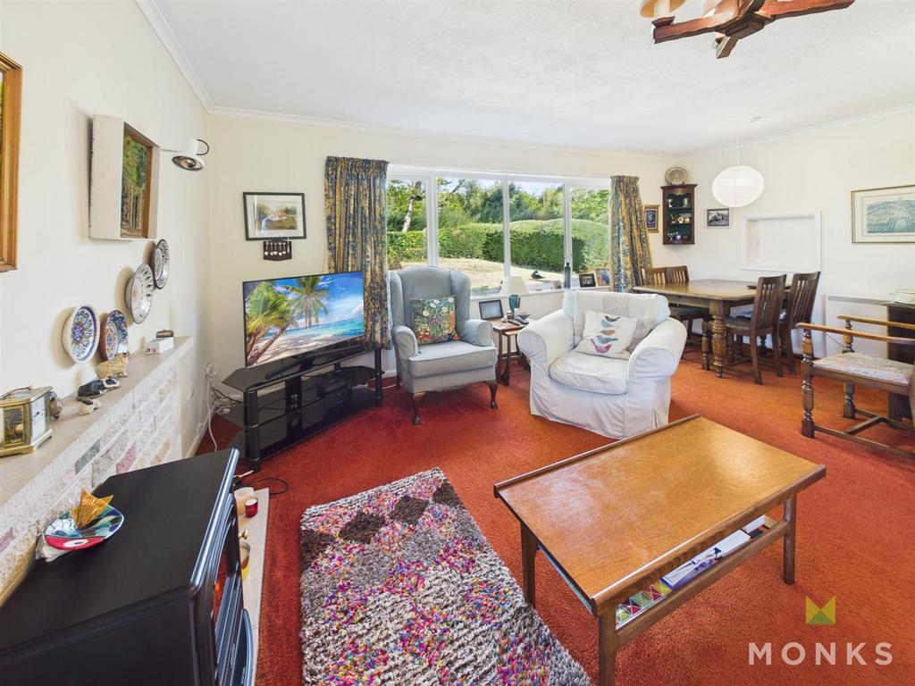 CAM01348 G0-PR0744-STILL022.jpg