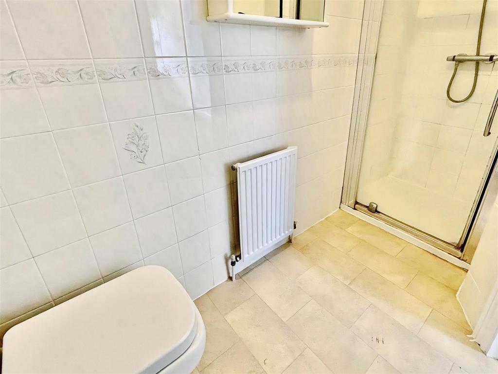 Ensuite Shower Room W/C