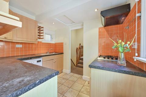 2 bedroom flat to rent, Hartfield Crescent, Wimbledon, London, SW19