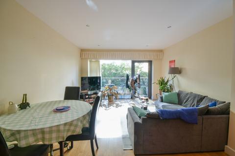 1 bedroom flat for sale, Grove Park Oval, Newcastle Upon Tyne NE3