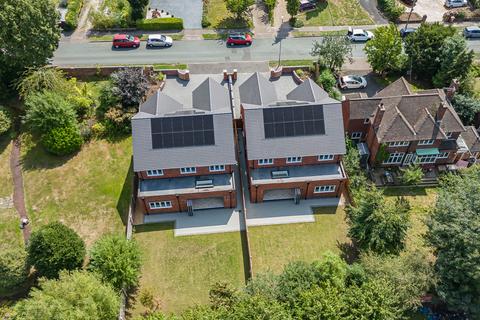 5 bedroom detached house for sale, Walsall, West Midlands, WS5