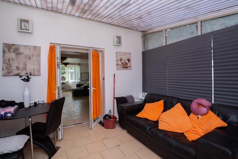 5 bedroom semi-detached house for sale, Turner Avenue, Failsworth M35