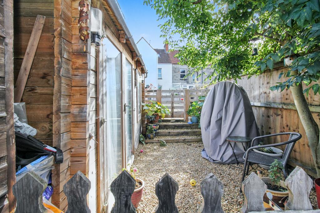 Studio/Garden