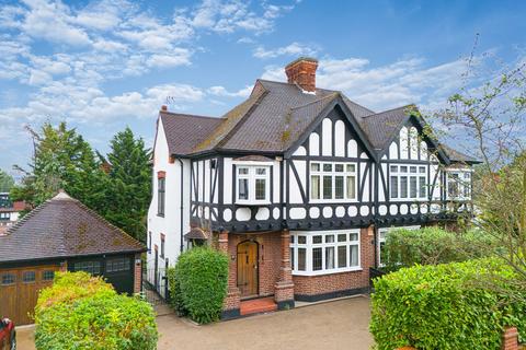 undefined, Malvern Drive, Woodford Green, IG8