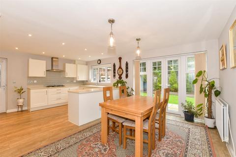 undefined, Rainbow Field, Faygate, Horsham, West Sussex