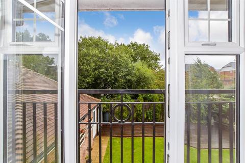 5 bedroom detached house for sale, Rainbow Field, Faygate RH12