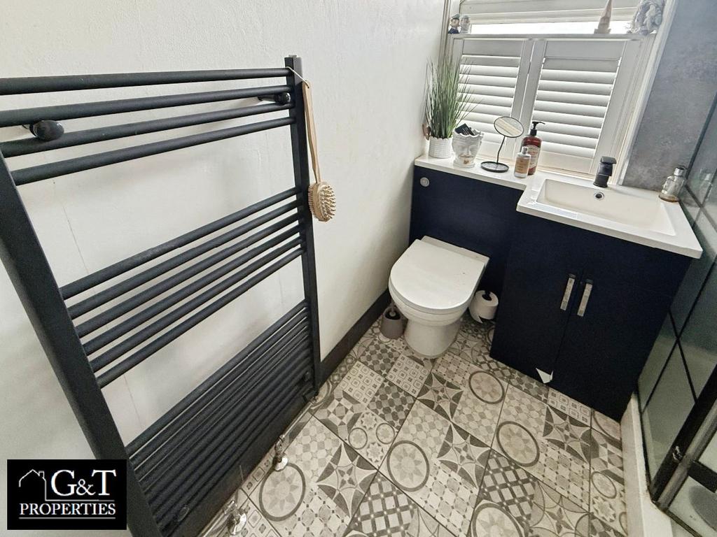 Family bathroom