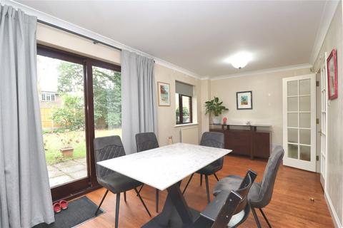 4 bedroom detached house for sale, Martinsyde, Surrey GU22