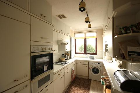 undefined, Hamilton Square, Sandringham Gardens North Finchley