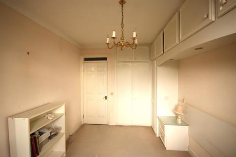 undefined, Hamilton Square, Sandringham Gardens North Finchley