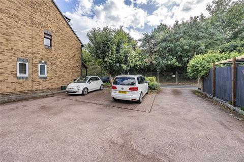 4 Weavers Close, Isleworth, TW7 6EH