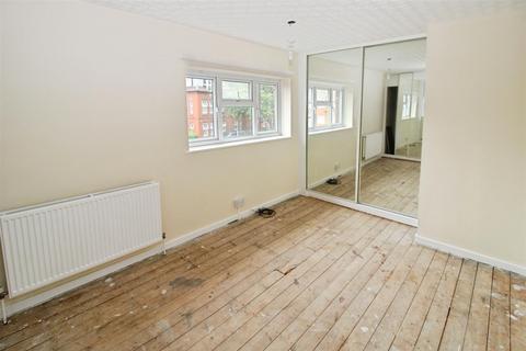 undefined, Stocksbridge Avenue, Hull