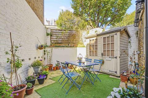 2 bedroom flat for sale, Bloom Park Road, London