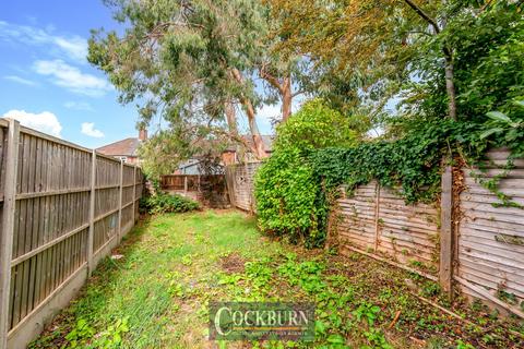 127 Castlecombe Road, London, SE9 4AS