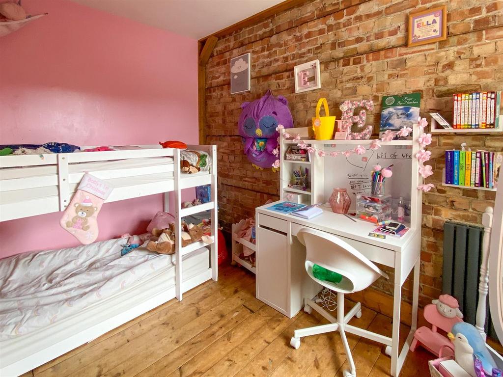 Bedroom 2.jpg