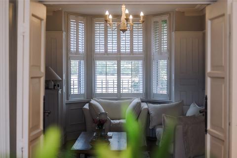 3 bedroom terraced house to rent, Manchester Road, Knutsford, Cheshire, WA16