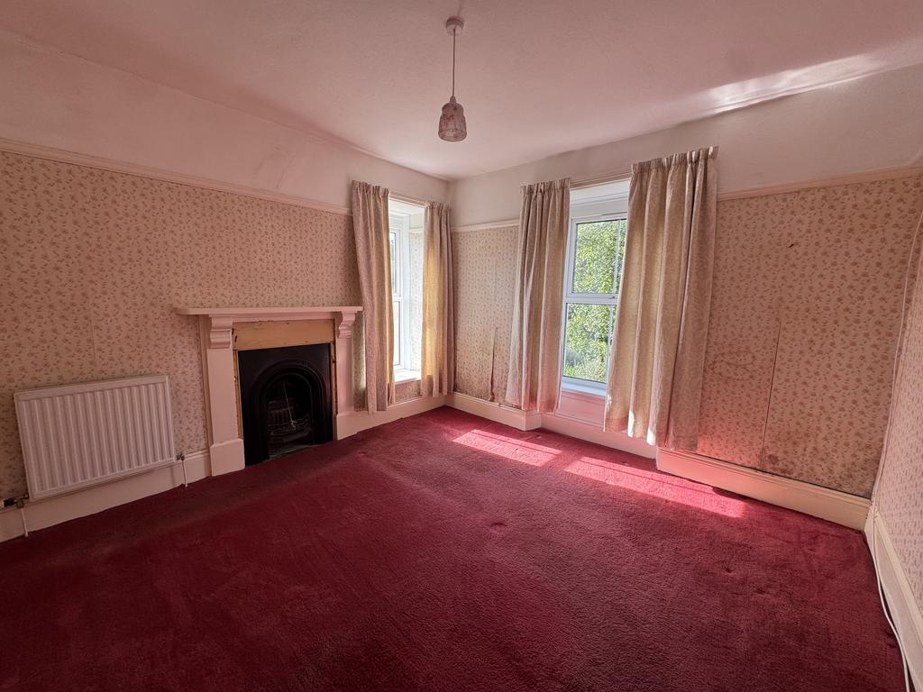 Front Bedroom 3