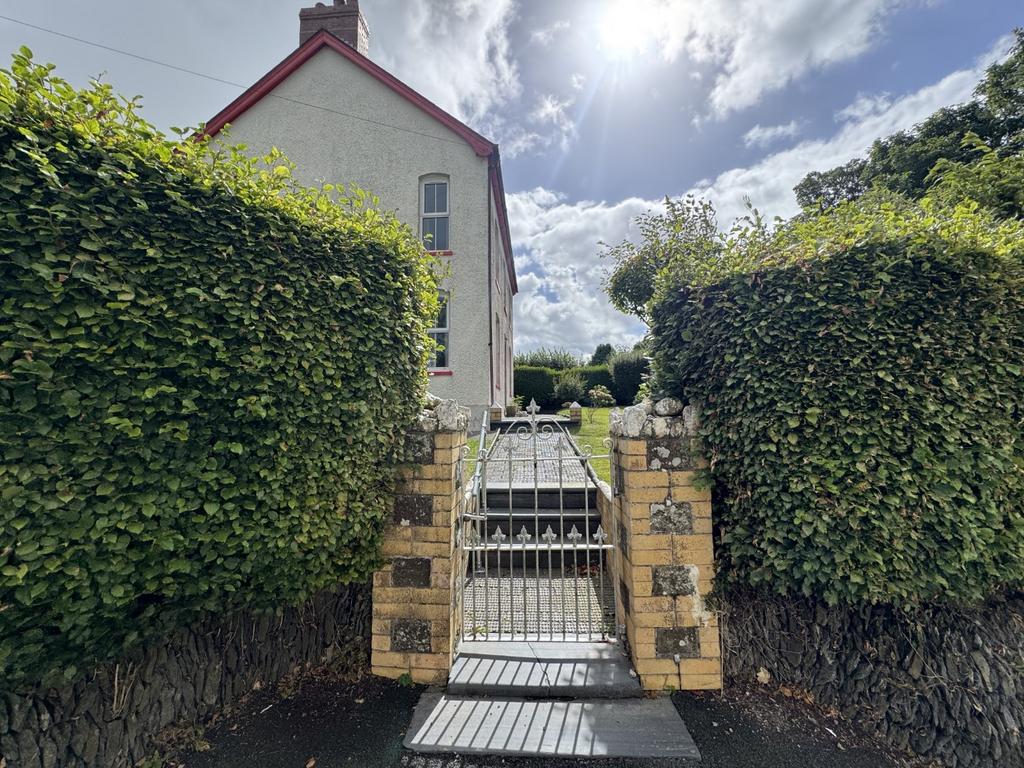 Front & Rear Gardens