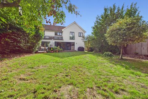 undefined, Thrupps Lane, Hersham, Walton-On-Thames