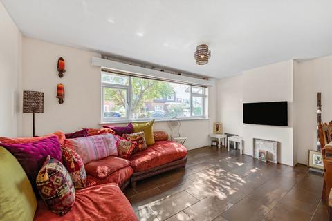 undefined, Ashdale Way, Whitton TW2