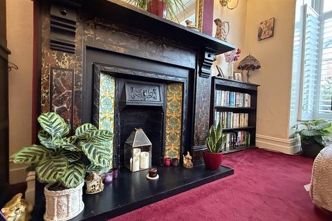 3 bedroom terraced house for sale, Beaumont Road, Birmingham B30
