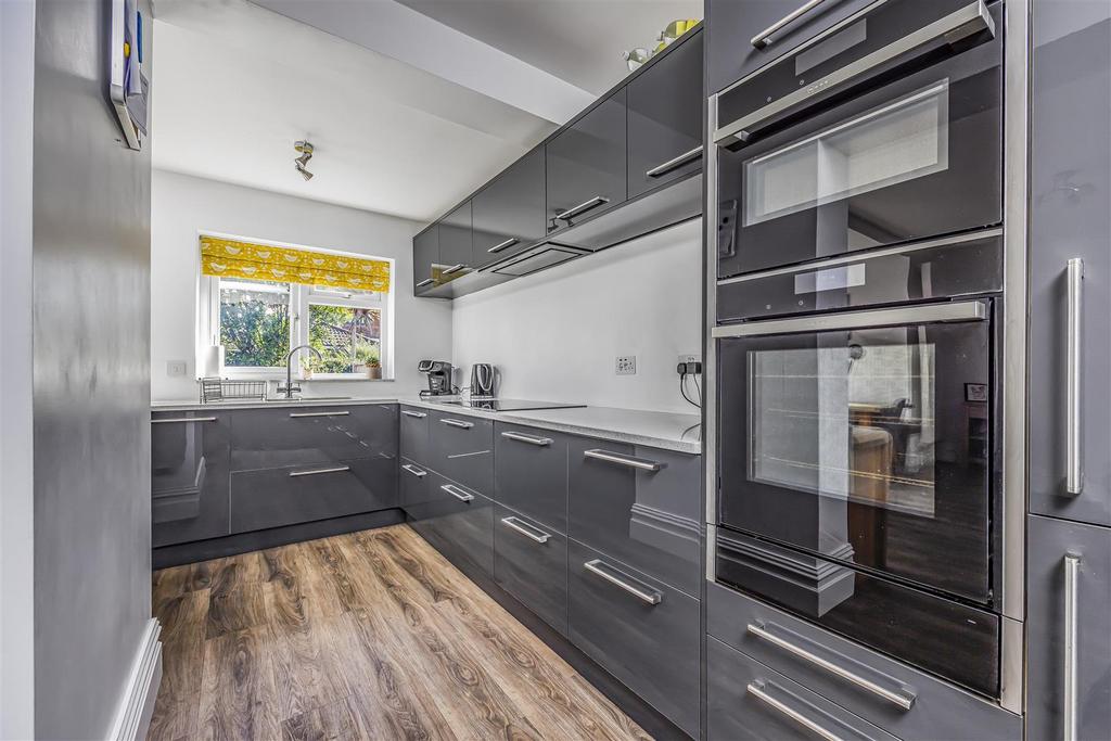 5 Woolner Avenue, Cosham-Portico Marketing-Sold By-2